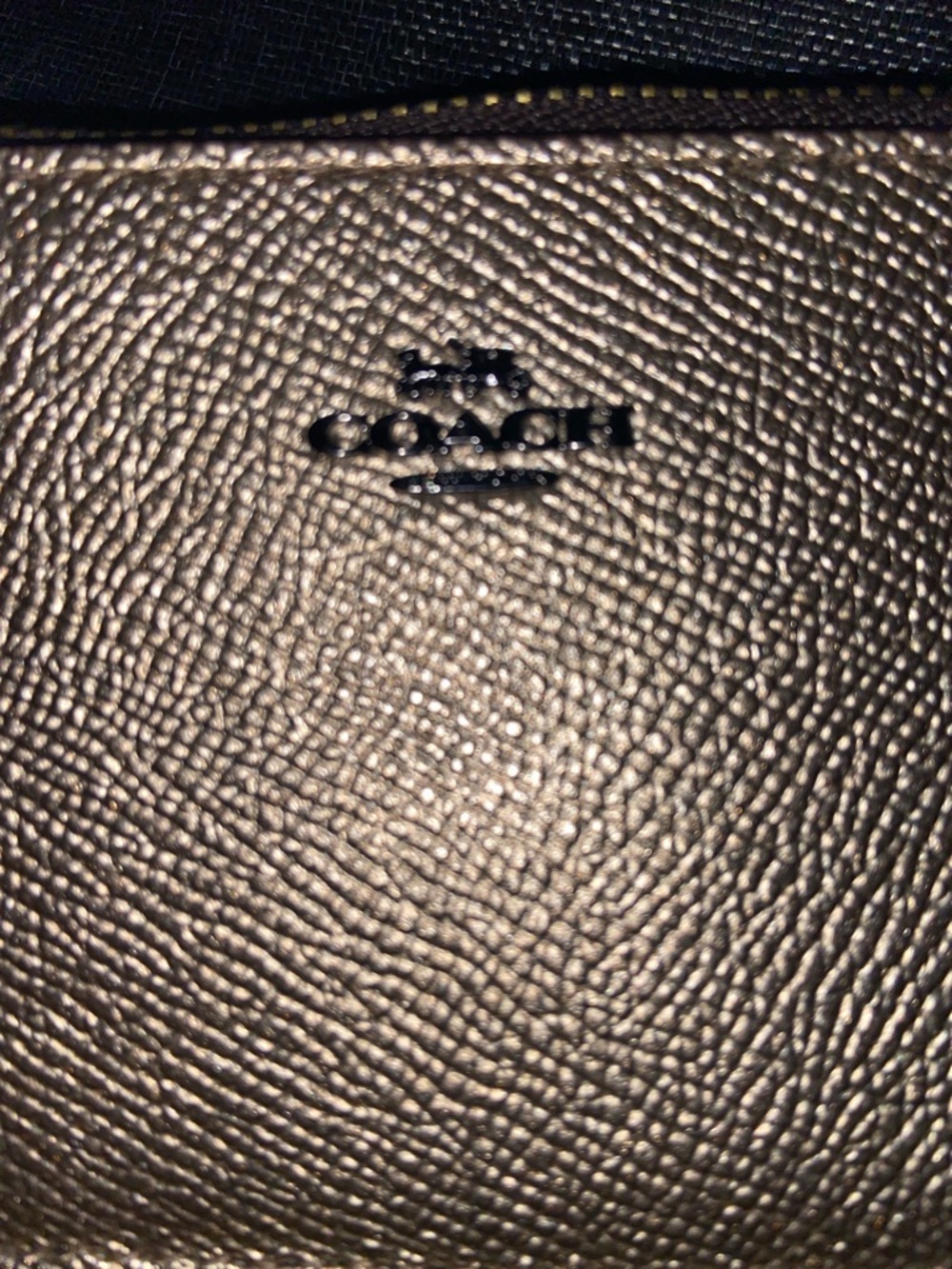 Coach Metallic Skinny ID EUC - Picture 4 of 4